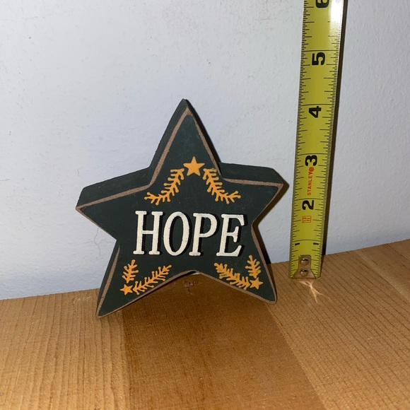 Hope & Believe Christmas Star Decorations - Picture 4 of 6